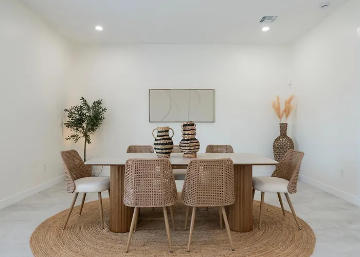 Desert Jewel: New 4bd With Game Private Pool * Phoenix