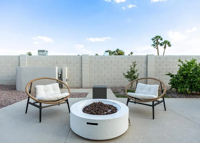 Ferienhaus Desert Jewel: New 4bd With Game Private Pool